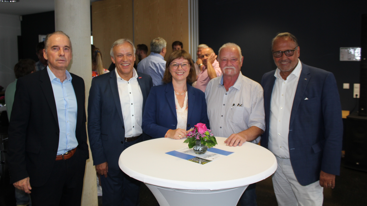 v.l.n.r.: ISB-Vorstand Ulrich Link, HwK-Präsident Kurt Krautscheid, Staatssekretärin Nicole Steingaß, Kreishandwerksmeister Frank Wershofen und HwK-Geschäftsführer Ralf Hellrich.